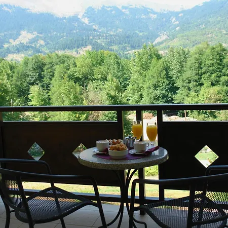 Hotel Melegos Karpenísion