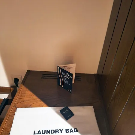 Melegos Karpenísion