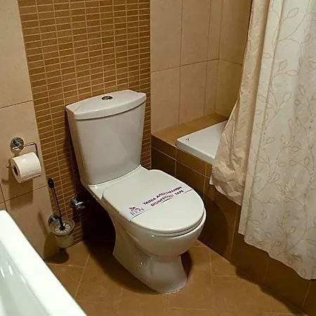 Melegos Hotel Karpenísion